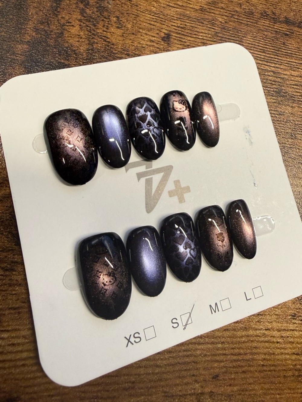 Hello Kitty Cateye Press On Nails - Small